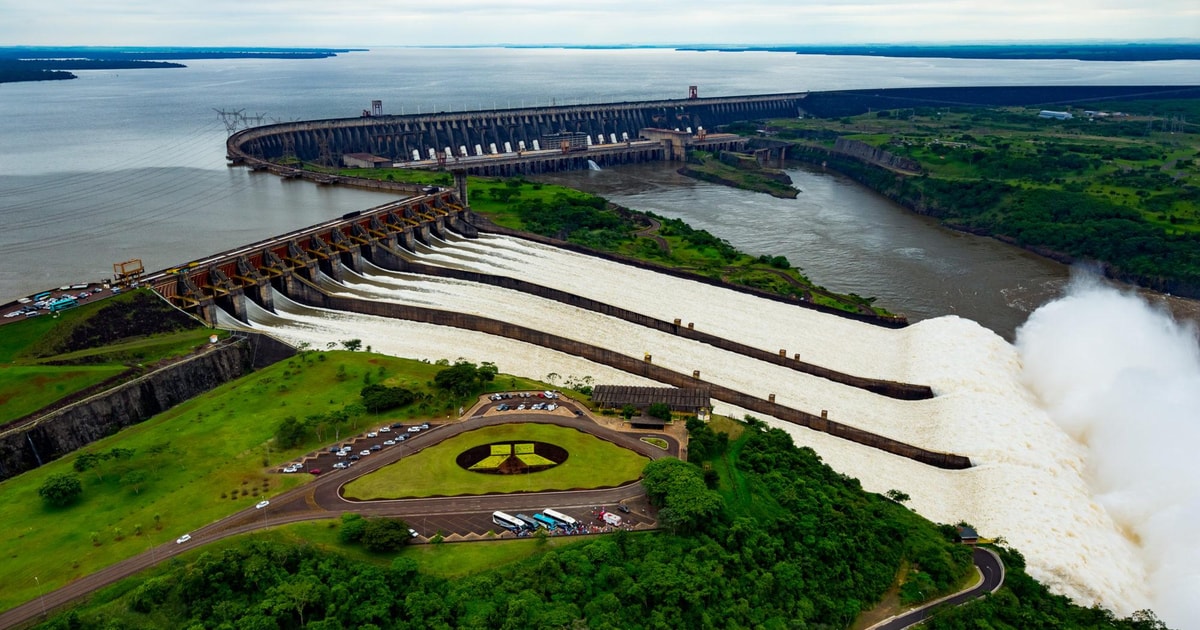 Usina Hidroeléctrica de Itaipú Foz do Iguaçu